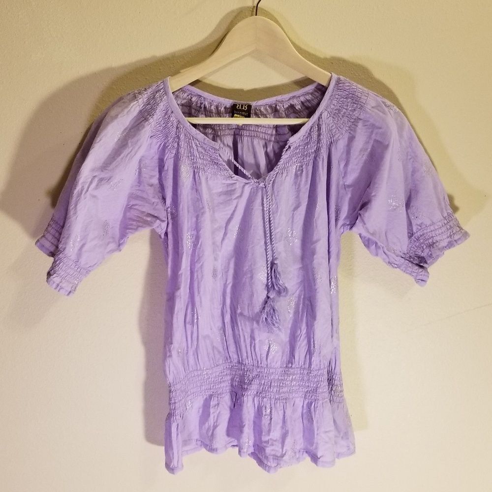 Boo Gemes lavender short sleeve blouse